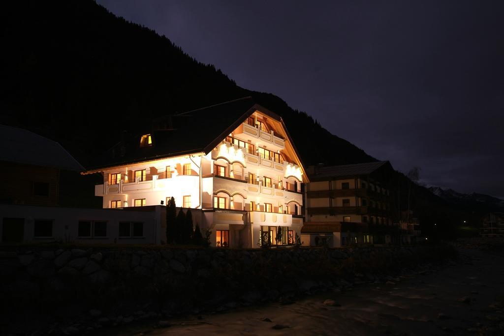 Hotel Fatlar Ischgl Extérieur photo