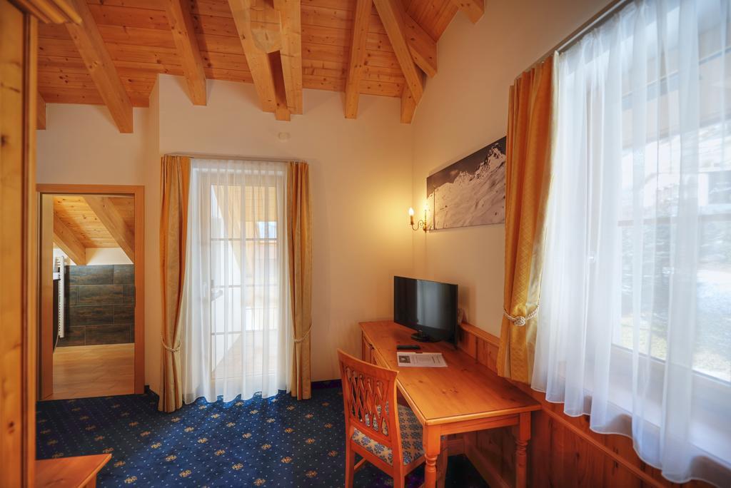 Hotel Fatlar Ischgl Extérieur photo