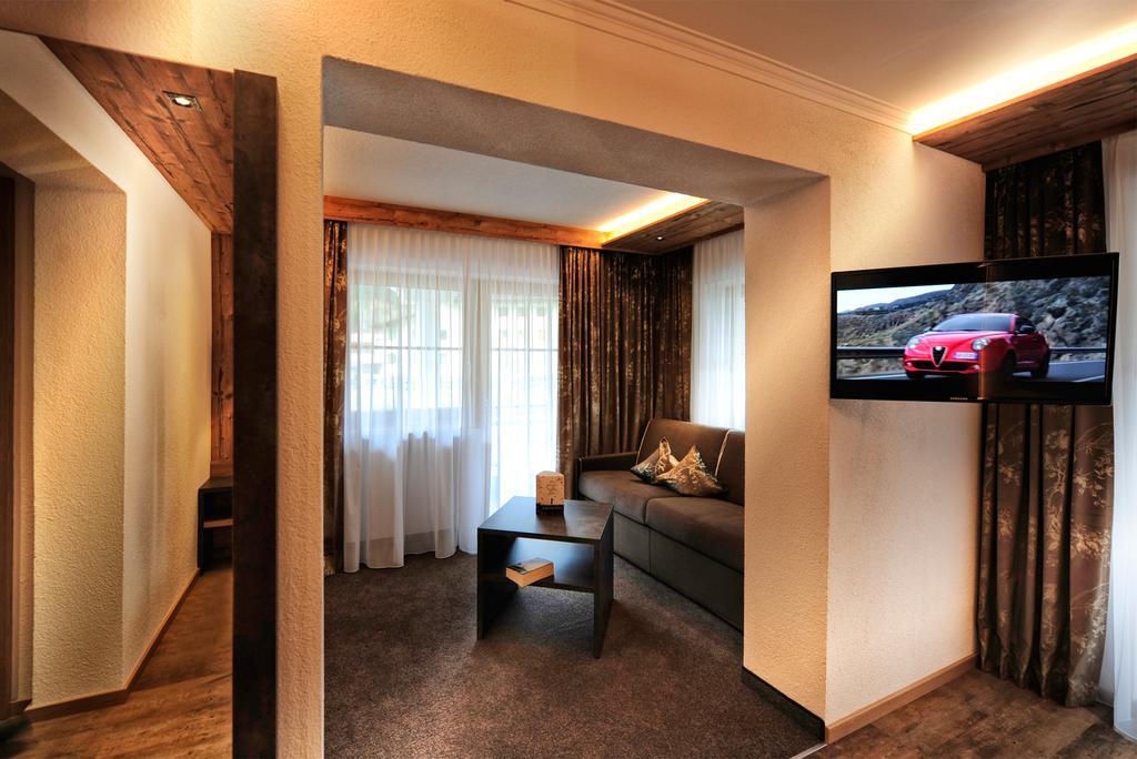 Hotel Fatlar Ischgl Extérieur photo