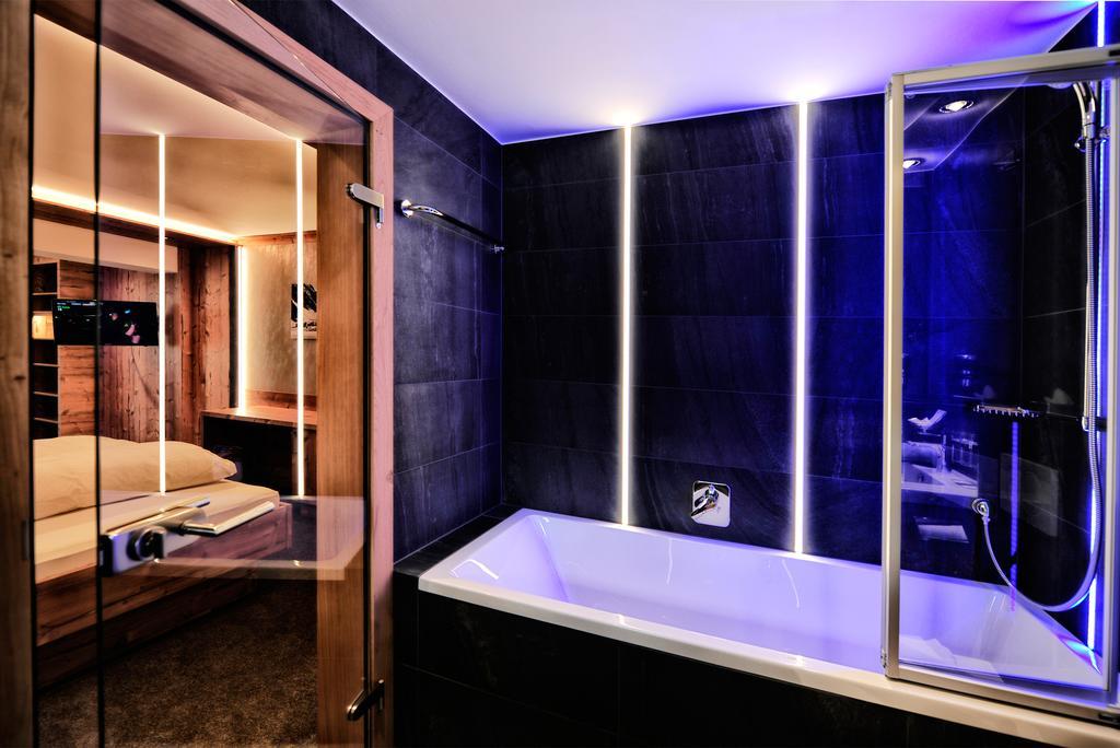 Hotel Fatlar Ischgl Extérieur photo